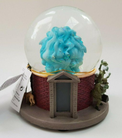 Disney Store Haunted Mansion Madame Leota Snow Globe Crystal Ball