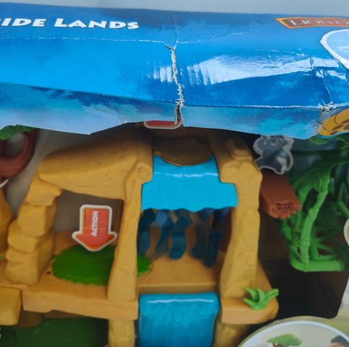 Disney The Lion Guard Defend The Pride Lands Playset BOX DAMAGED