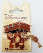 Disneyland Paris Chip & Dale Tower Of Terror Bell Hop Pin Trading Badge Shop The Mouse
