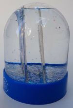 Disneyland Paris Mickey & Minnie Mouse Plastic Snowglobe