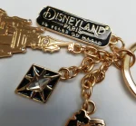 Disneyland_Paris_Keyring_30th_Anniversary_Tinker_Bell_Charms_Metal_Disney_Parks-7