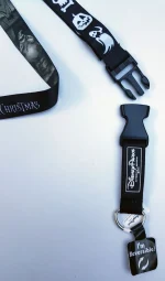 Disney_Parks_World_Nightmare_Before_Xmas_Lanyard_Pin_Trading_Stretching_Portrait-4