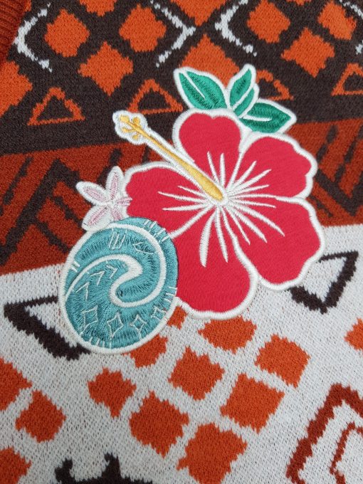 BoxLunch Disney Moana Icons Patterned Knitted Cardigan Adult L Large