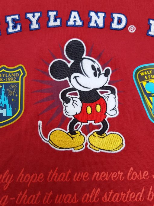 Disneyland Paris Parks Logo Patch T-Shirt Red Adults XL X-Large